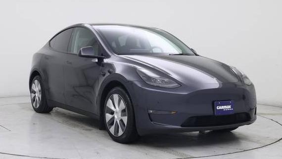 TESLA MODEL Y 2024 7SAYGAEE1RF079060 image